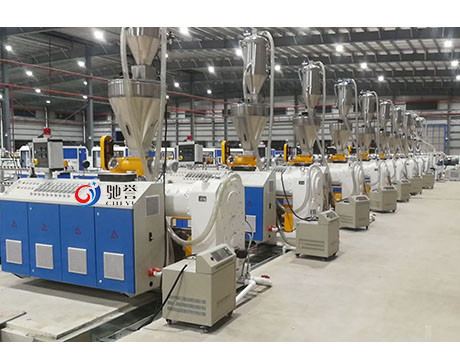 Sistema di composto mescolantesi di pesatura d'alimentazione automatico per l'estrusione di plastica di legno del PE