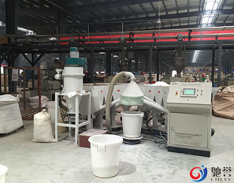 Macchina di dosaggio di pesatura automatica degli additivi del PVC per la linea trasportatore pneumatico dell'espulsore di vuoto