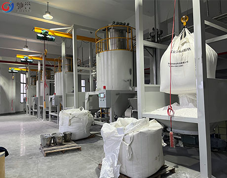 Sistema d'alimentazione automatico di trasporto pneumatico per la linea di produzione di plastica di legno